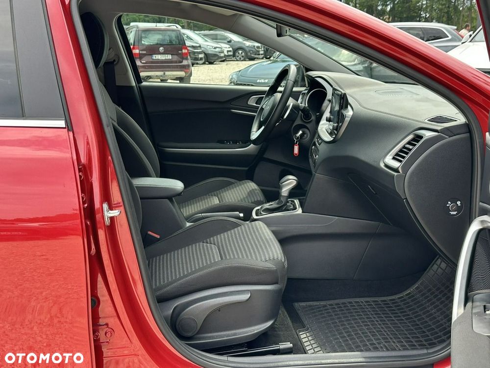 Kia Ceed 1.5 T-GDI M DCT - 16