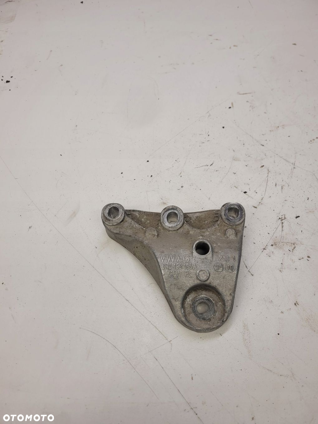 ŁAPA WSPORNIK SILNIKA AUDI A1 VW SEAT 6R0199185A - 2