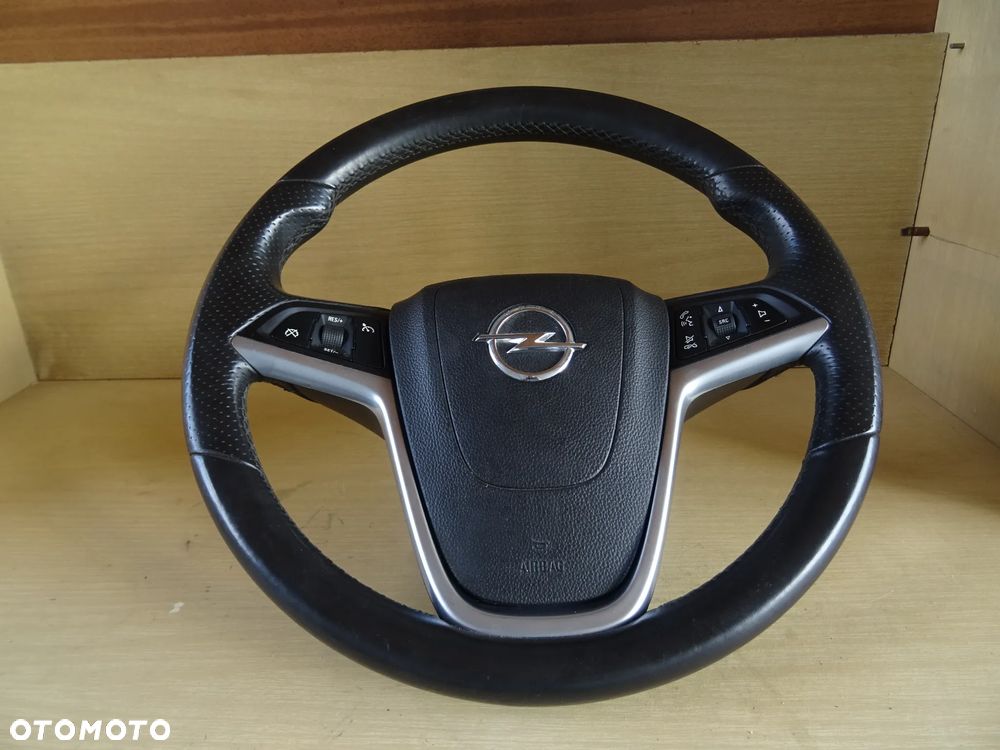 OPEL INSIGNIA A KIEROWNICA MULTIFUNKCJA SKÓRA PERFOROWANA AGR SPORT OPC LINE - 2