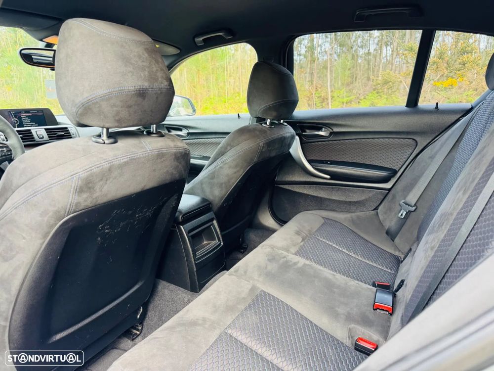 BMW 118 d Pack M - 31