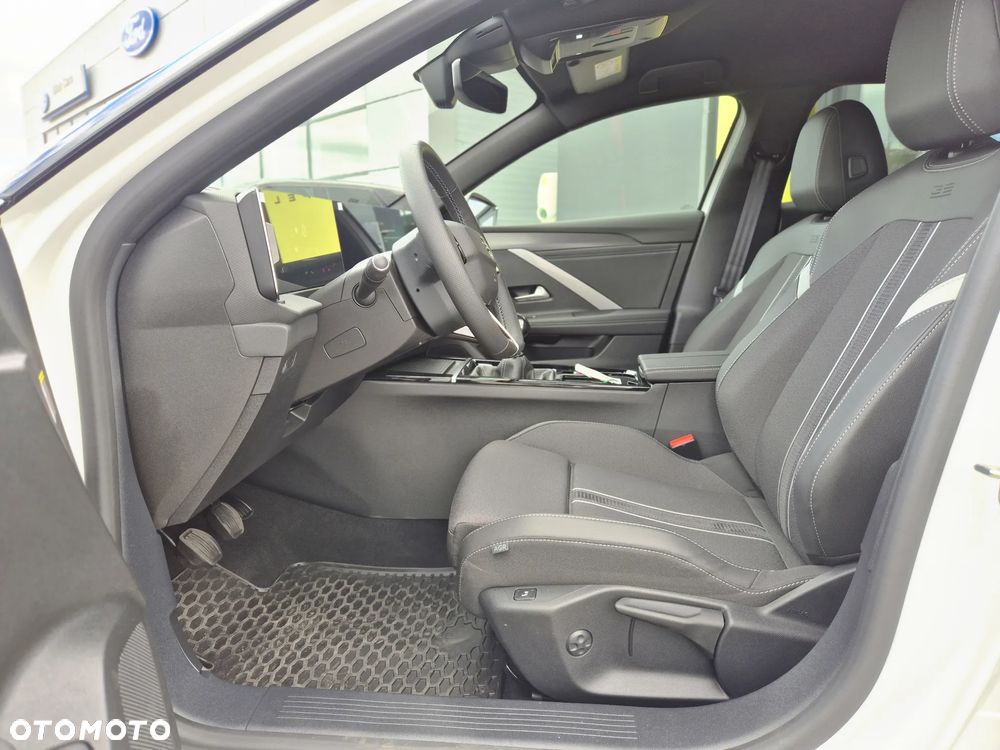 Opel Astra 1.2 T GS Line S&S - 20