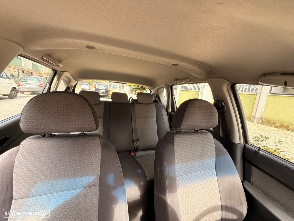 Chevrolet Aveo 1.2 LS - 21