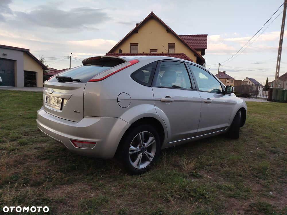 Ford Focus 1.8 TDCi Ambiente - 3