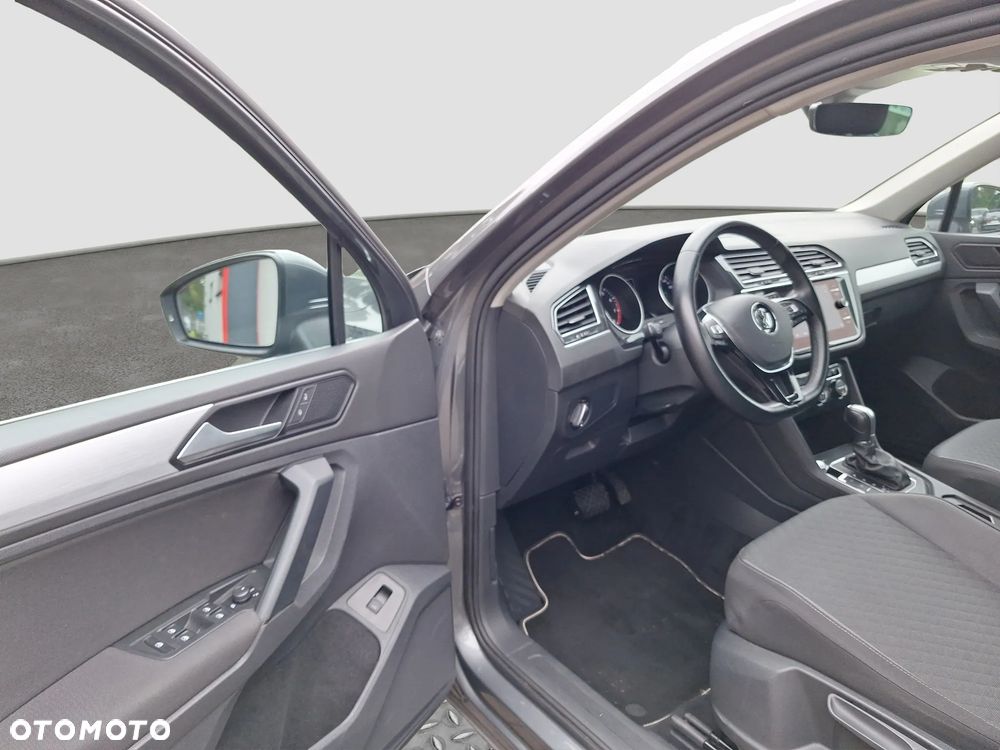 Volkswagen Tiguan 1.5 TSI EVO Comfortline DSG - 32