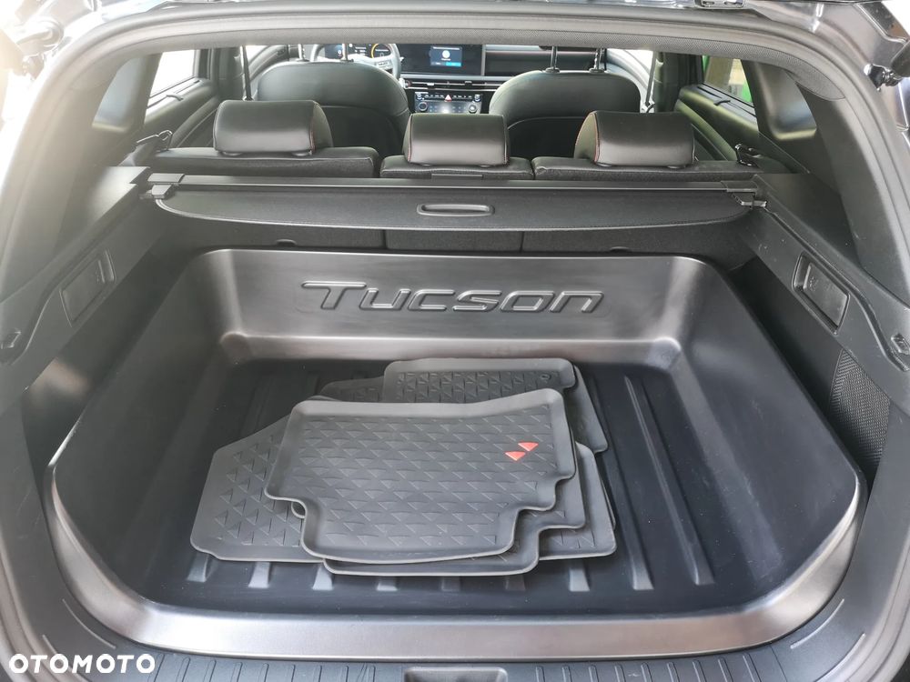 Hyundai Tucson 1.6 T-GDi HEV N-Line 4WD - 35