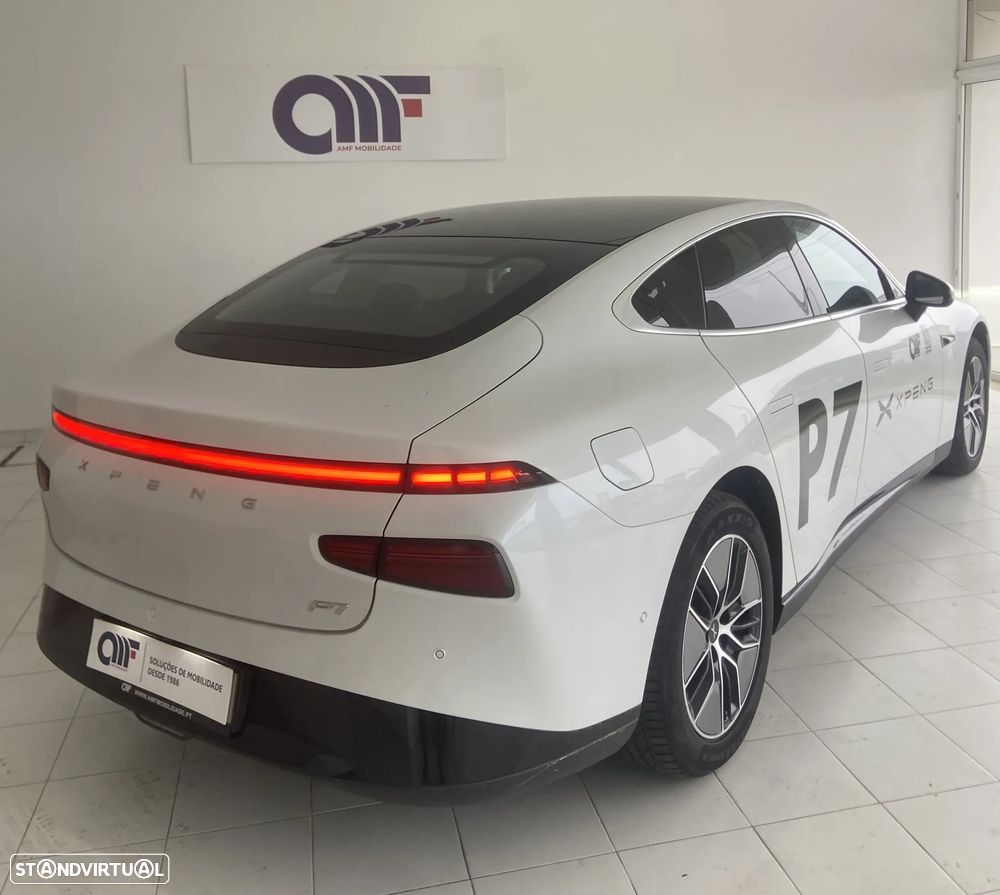 Xpeng P7i 86.2 kWh Long Range - 5