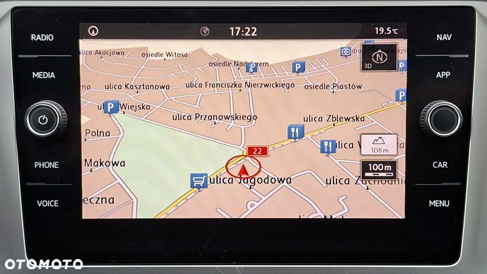 Volkswagen Passat Variant 2.0 TDI BMT Highline DSG - 16