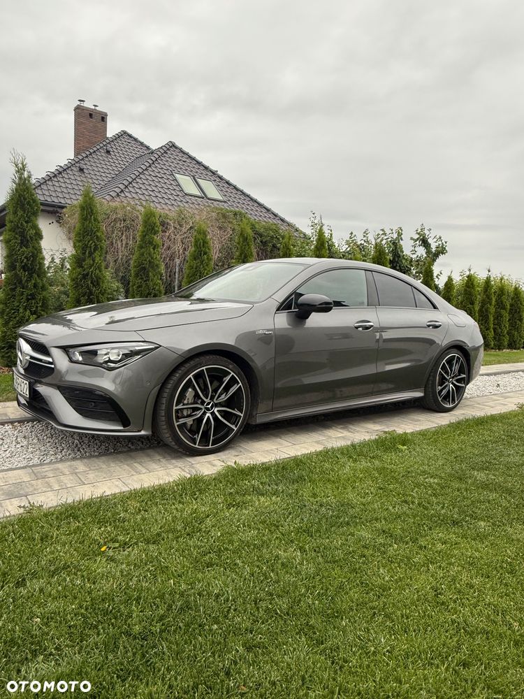 Mercedes-Benz CLA - 2