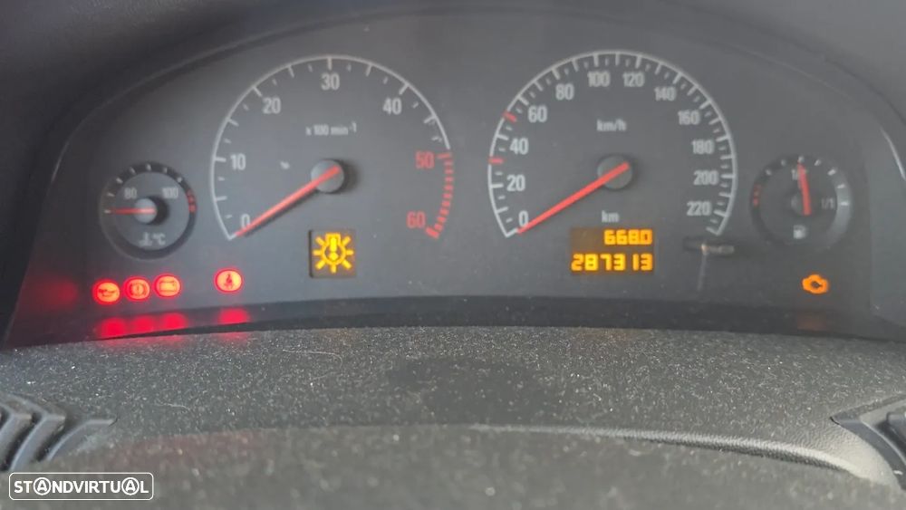 Opel Vectra 2.0 DTi Comfort - 4