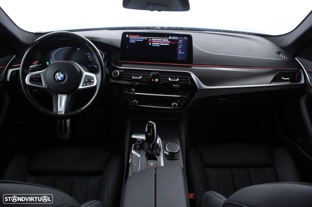 BMW 520 d Pack Desportivo M Auto - 18