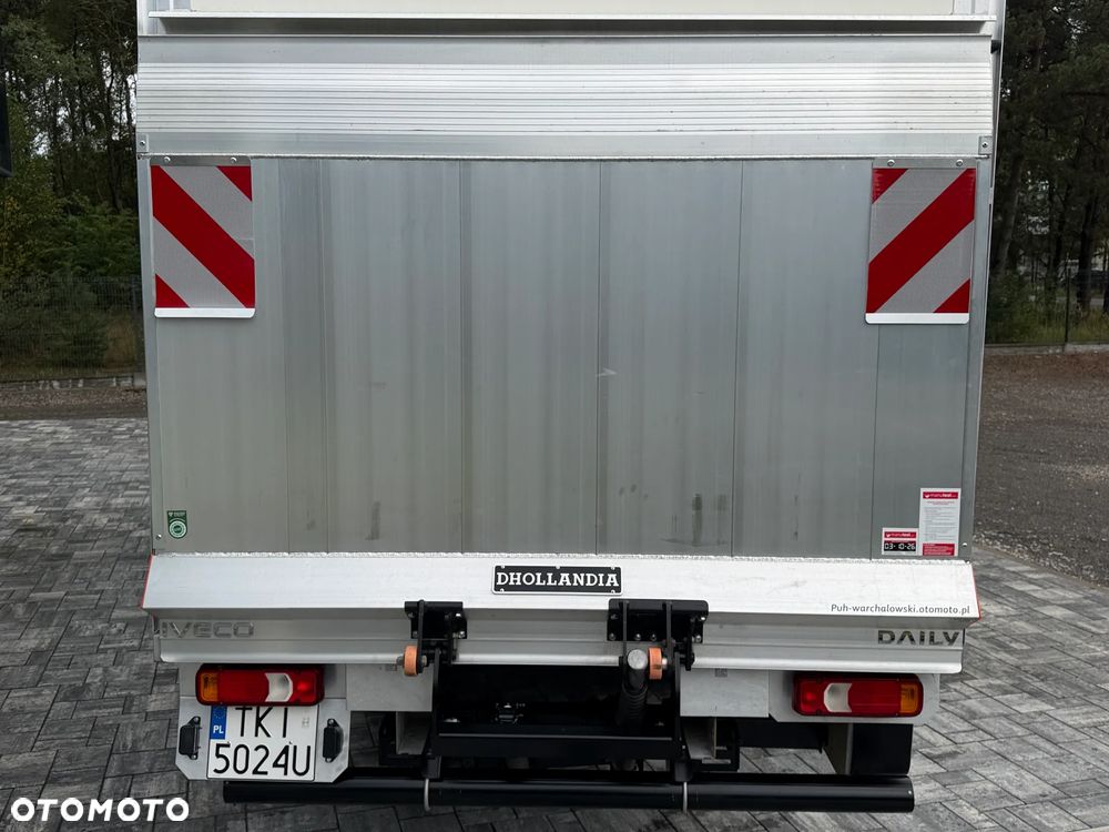 Iveco 35/50c180 Kontener 4.9m + Winda 750kg / Najbogatsze wyposażenie / Poduszki AIRPRO / Automatyczna skrzynia / Ledy / Nowe opony / Zarejestrowany FV23% - 11