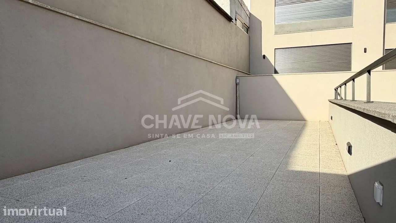 T0 Novo c/ Terraço e Jardim em Matosinhos - CO - Grande imagem: 4/10