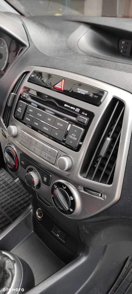 Hyundai i20 1.2 Classic - 27