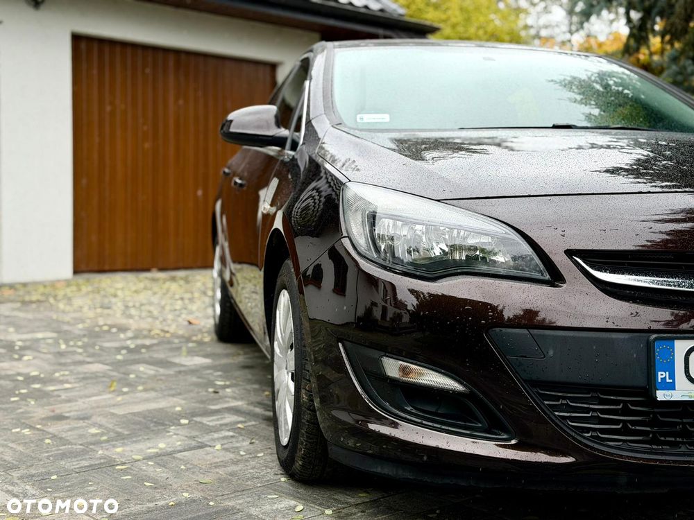 Opel Astra 1.6 Active - 11