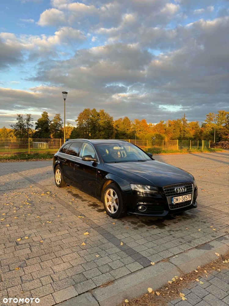 Audi A4 Avant - 1