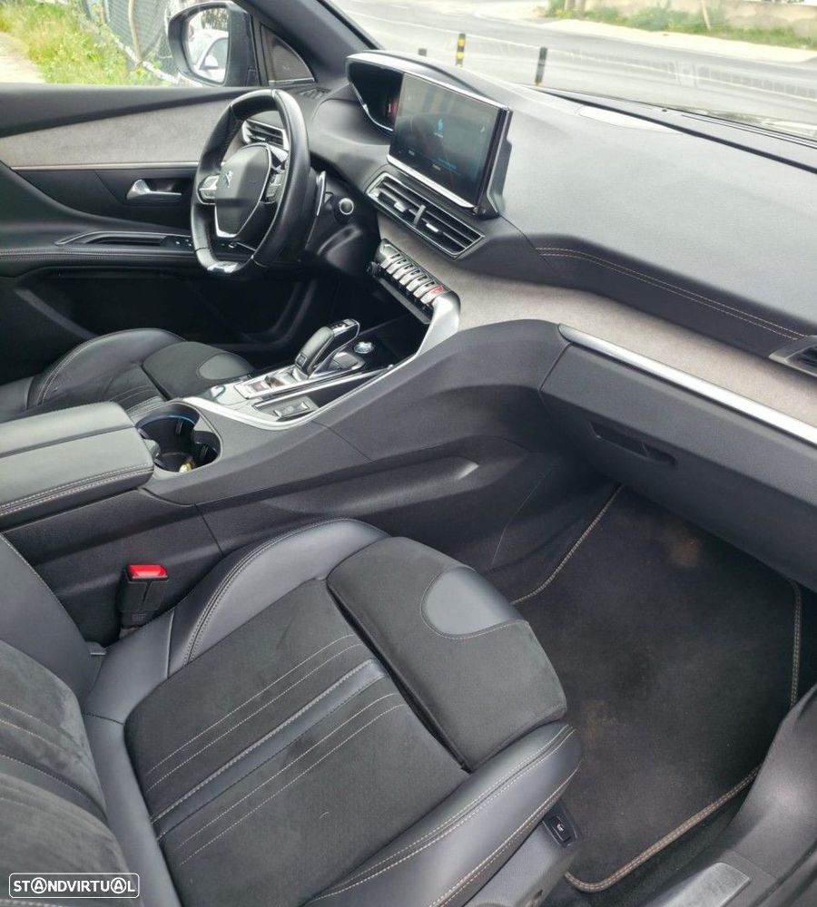 Peugeot 5008 1.5 BlueHDi GT Line J19 EAT8 - 14