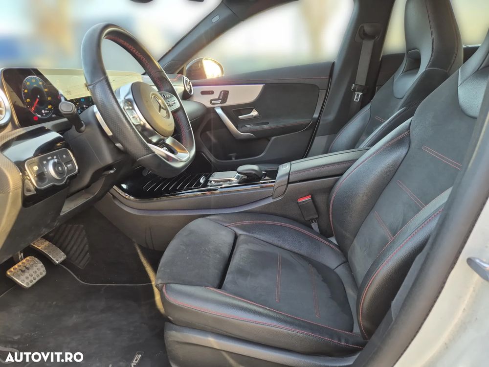 Mercedes-Benz CLA 250 e 8G-DCT AMG Line - 11