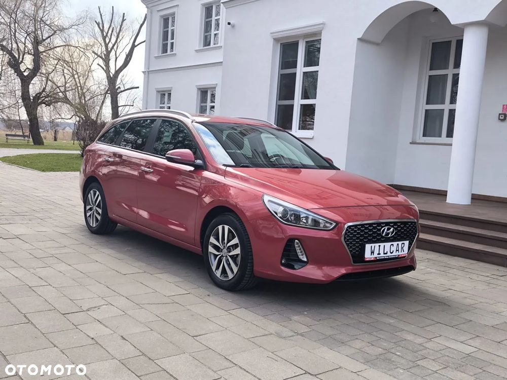 Hyundai i30 blue Kombi 1.6 CRDi Style - 21