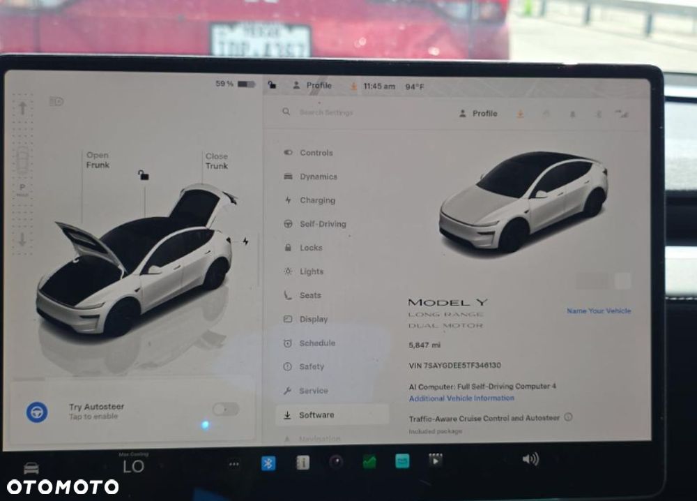 Tesla Model Y - 11
