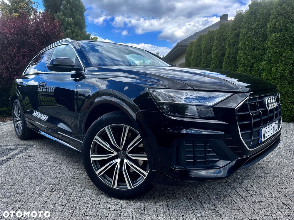Audi Q8 - 1