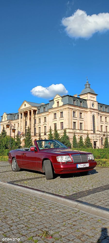 Mercedes-Benz W124 1995 photo 2