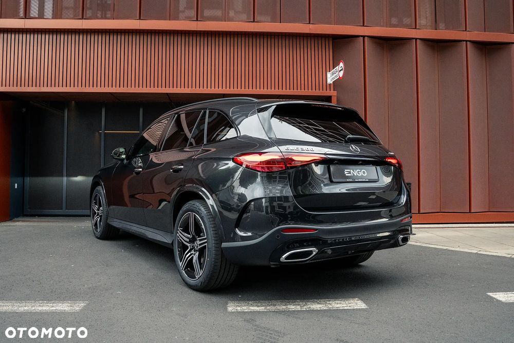 Mercedes-Benz GLC 300 mHEV 4-Matic AMG Line - 10