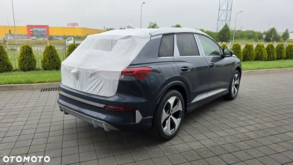 Audi Q4 e-tron - 5