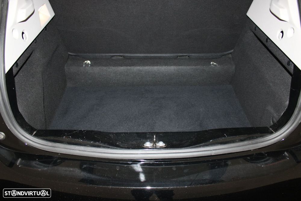 Renault Zoe (c/ Bateria) E-Tech EV50 Equilibre - 26