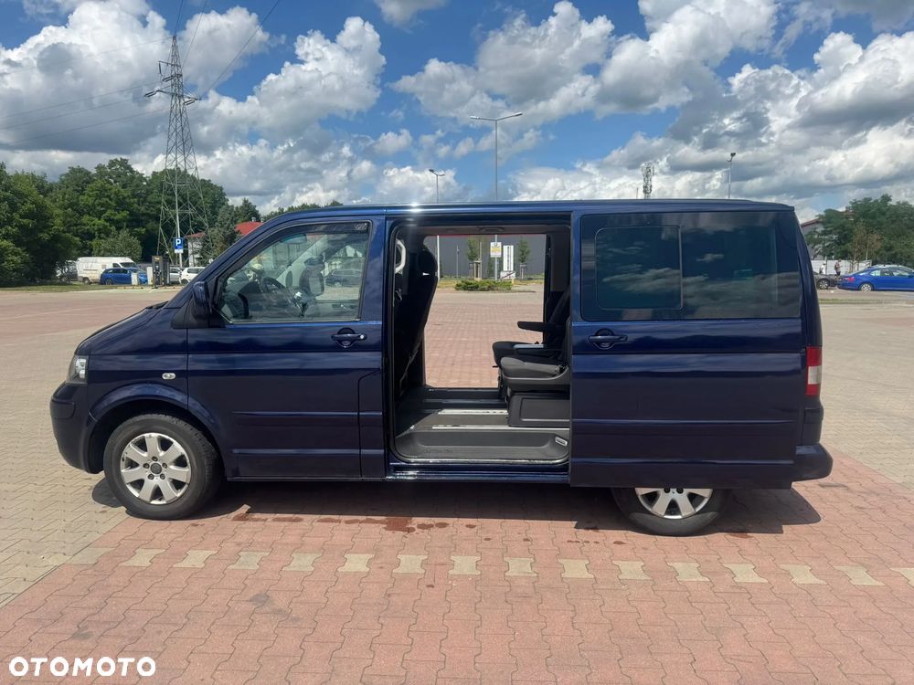 Volkswagen Multivan - 8