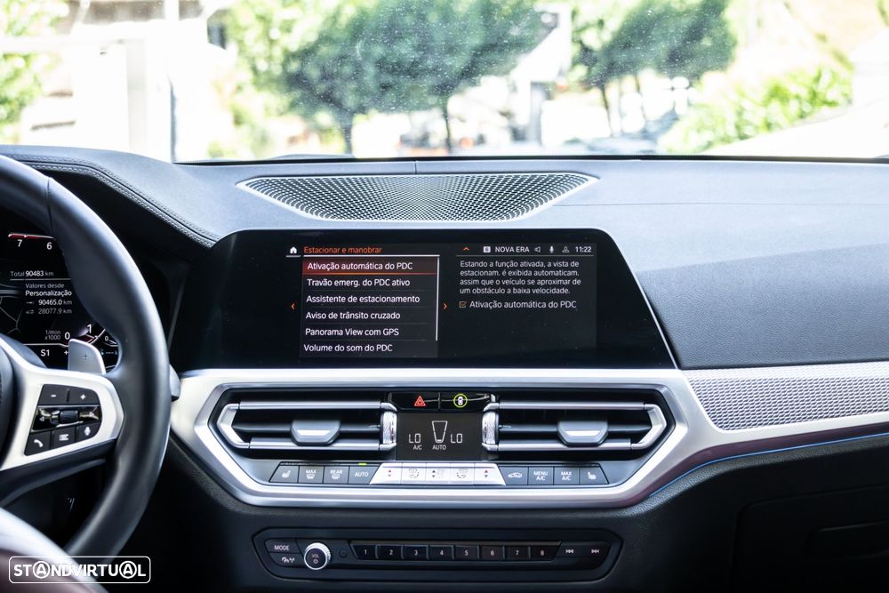 BMW 330 e Pack Desportivo M Pro Auto - 37