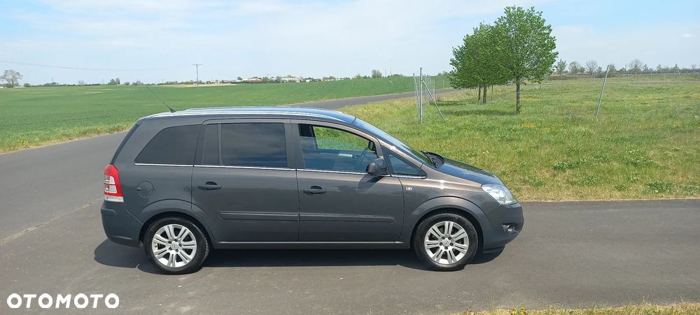 Opel Zafira 1.8 Family - 14