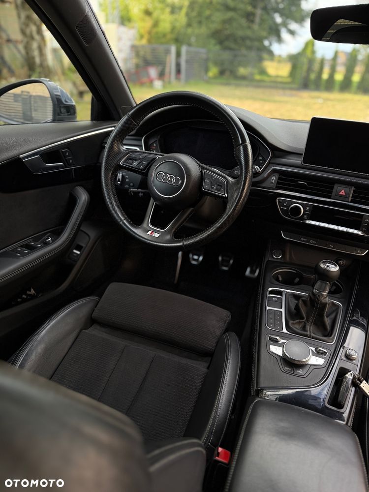 Audi A4 Avant 2.0 TDI - 20