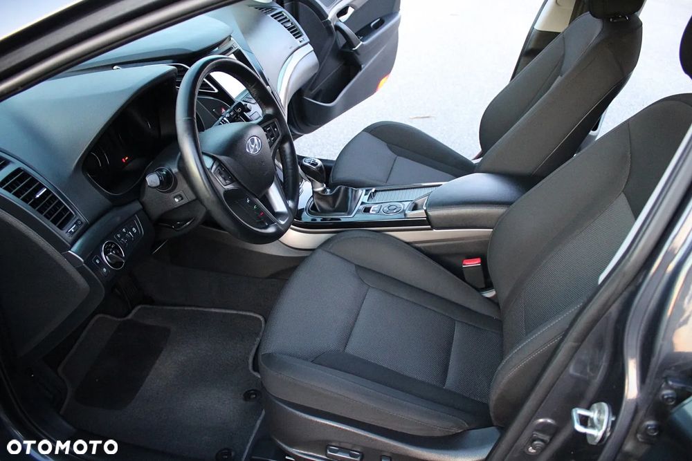 Hyundai i40 Kombi 1.7 CRDi Premium - 12