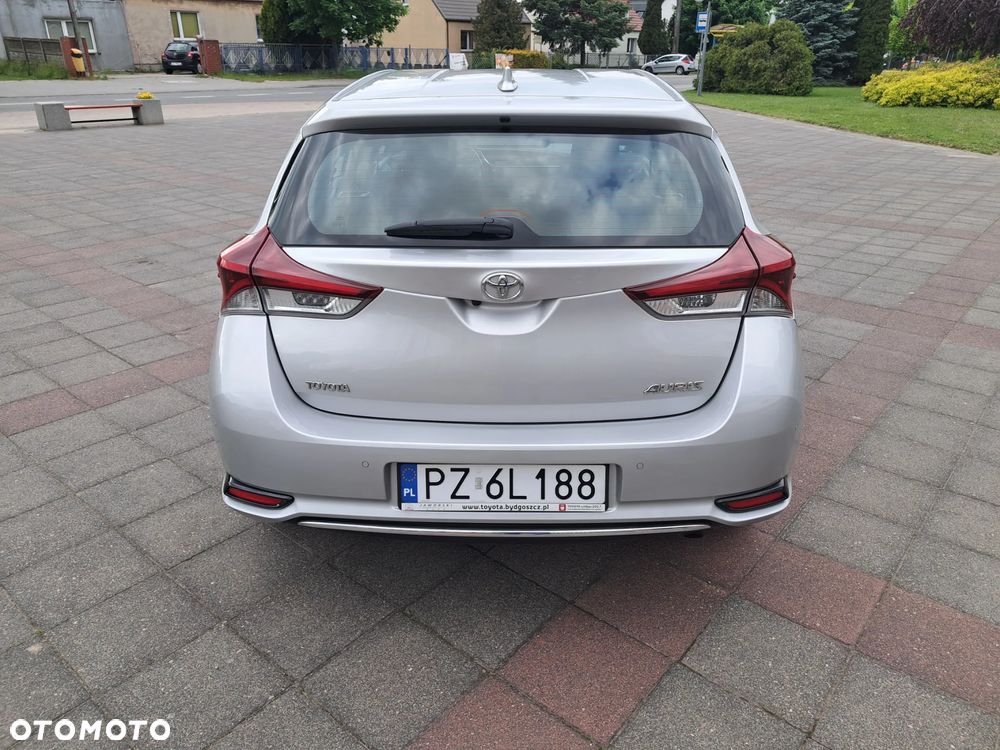 Toyota Auris - 6