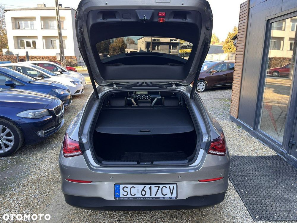 Mercedes-Benz CLA - 25