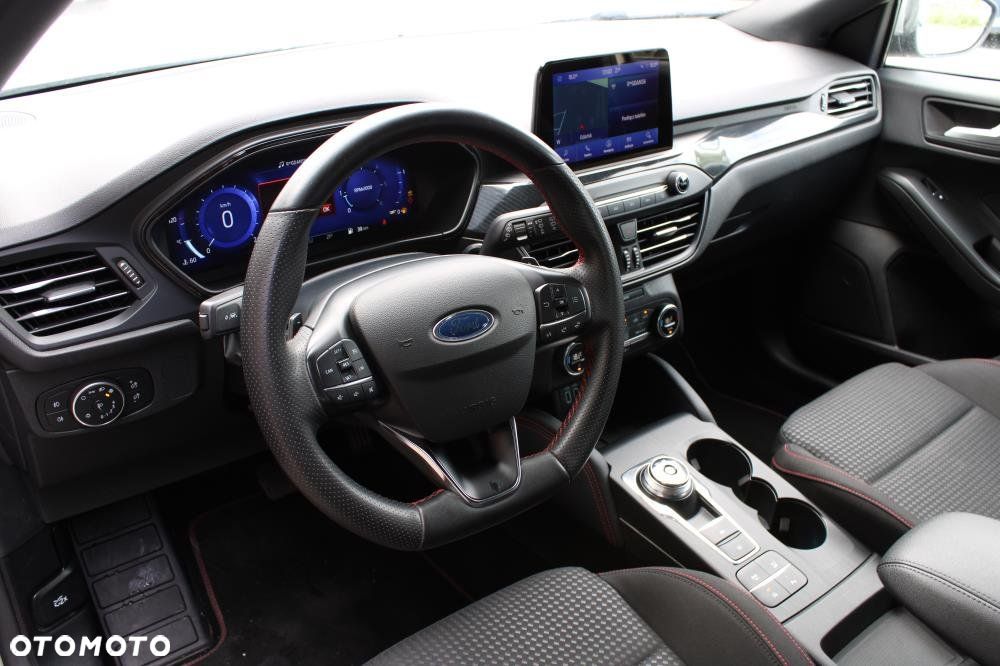 Ford Focus - 10