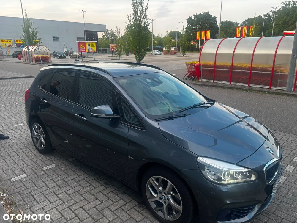 BMW Seria 2 218d - 36