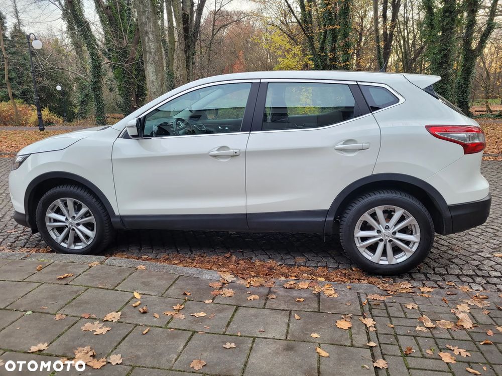 Nissan Qashqai - 4