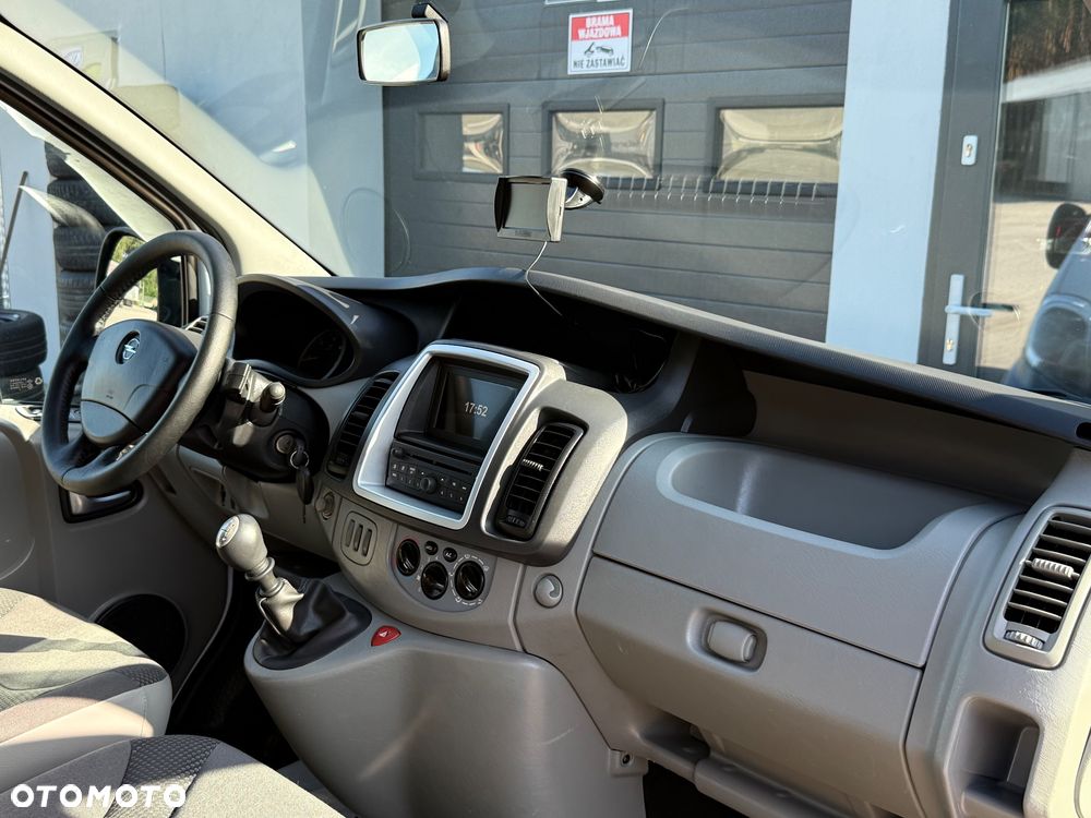 Opel Vivaro - 13