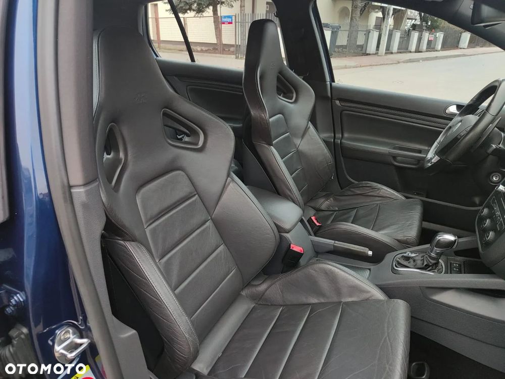 Volkswagen Golf R32 4Motion DSG - 19