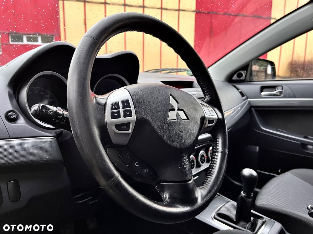 Mitsubishi Lancer 1.8 Instyle - 16