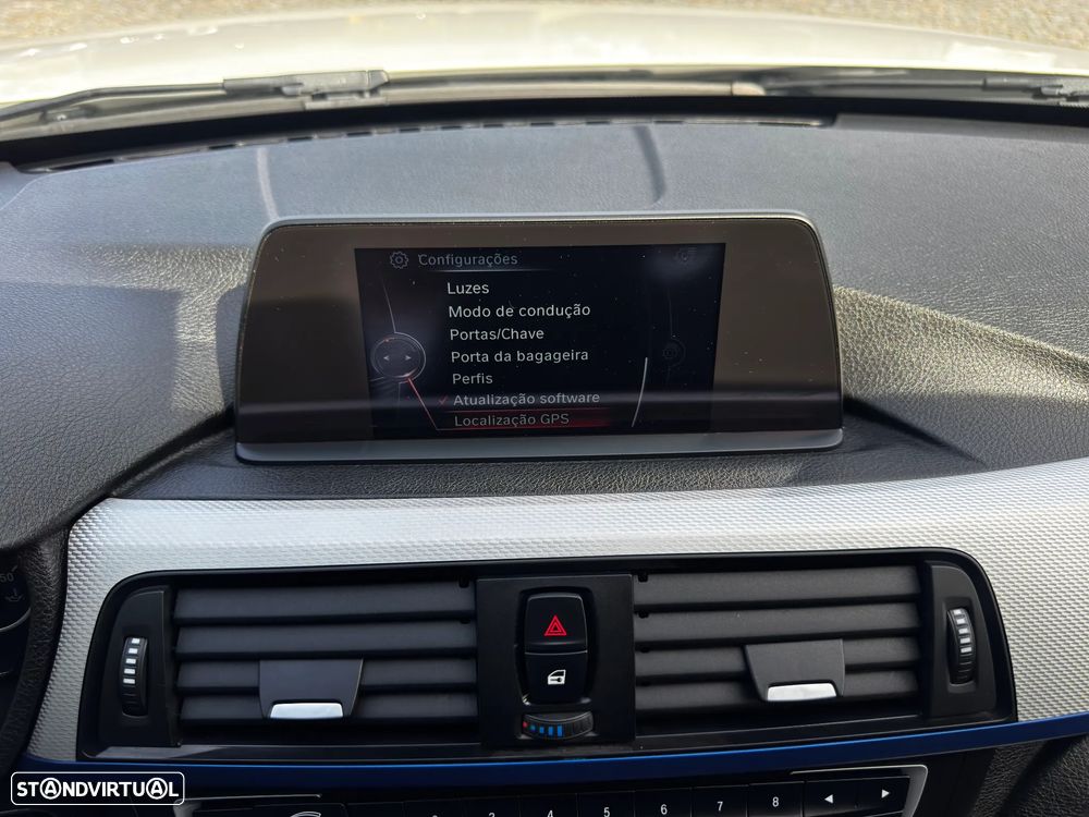 BMW 318 d Auto Pack M - 27