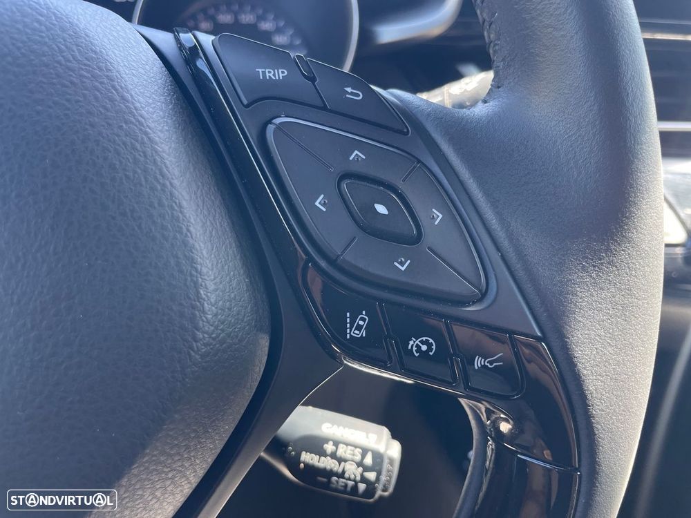 Toyota C-HR 2.0 Hybrid Exclusive+P.Luxury - 24