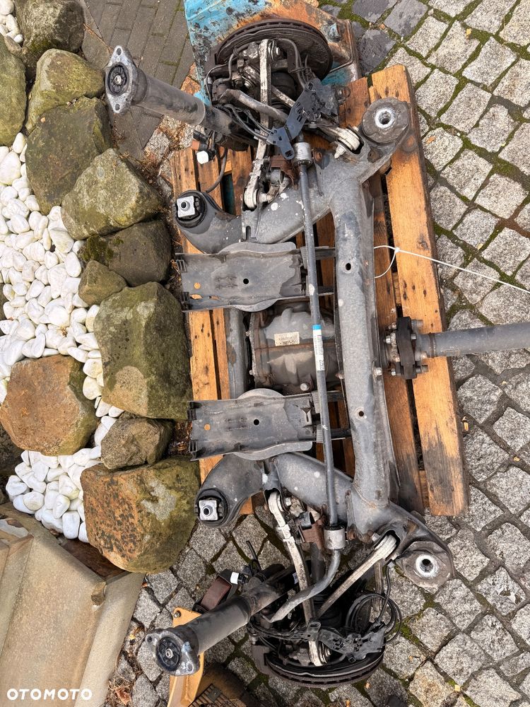 Amortyzator tył airmatic Mercedes W205 2053208630 - 3