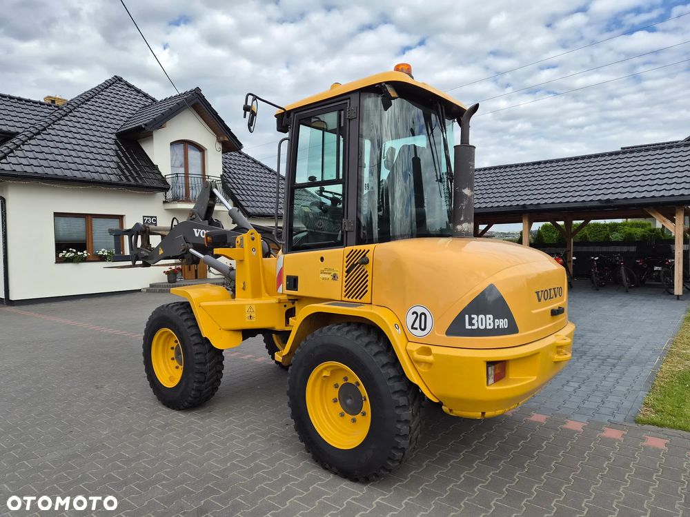 Volvo L30B Pro - 3