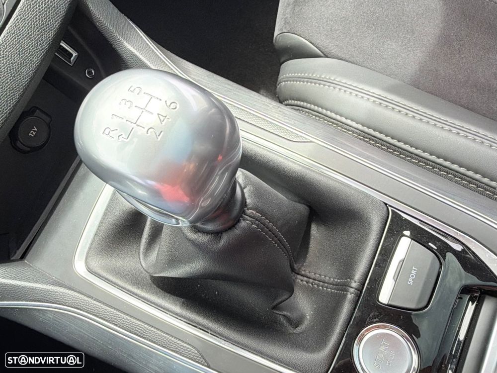 Peugeot 308 1.2 PureTech GT Line - 12