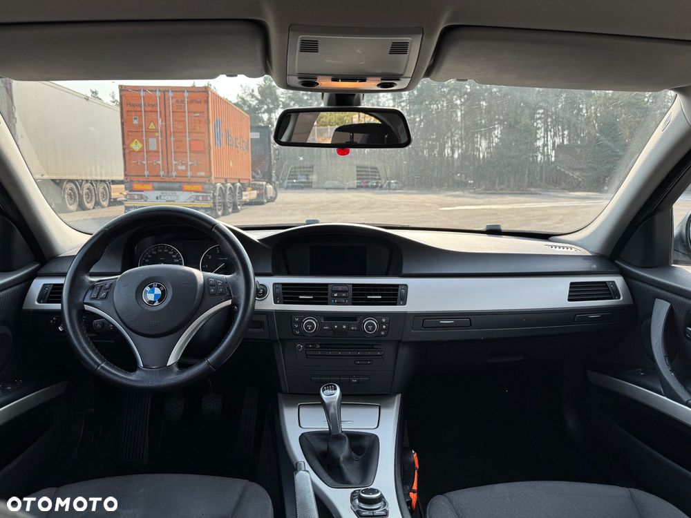 BMW Seria 3 - 14