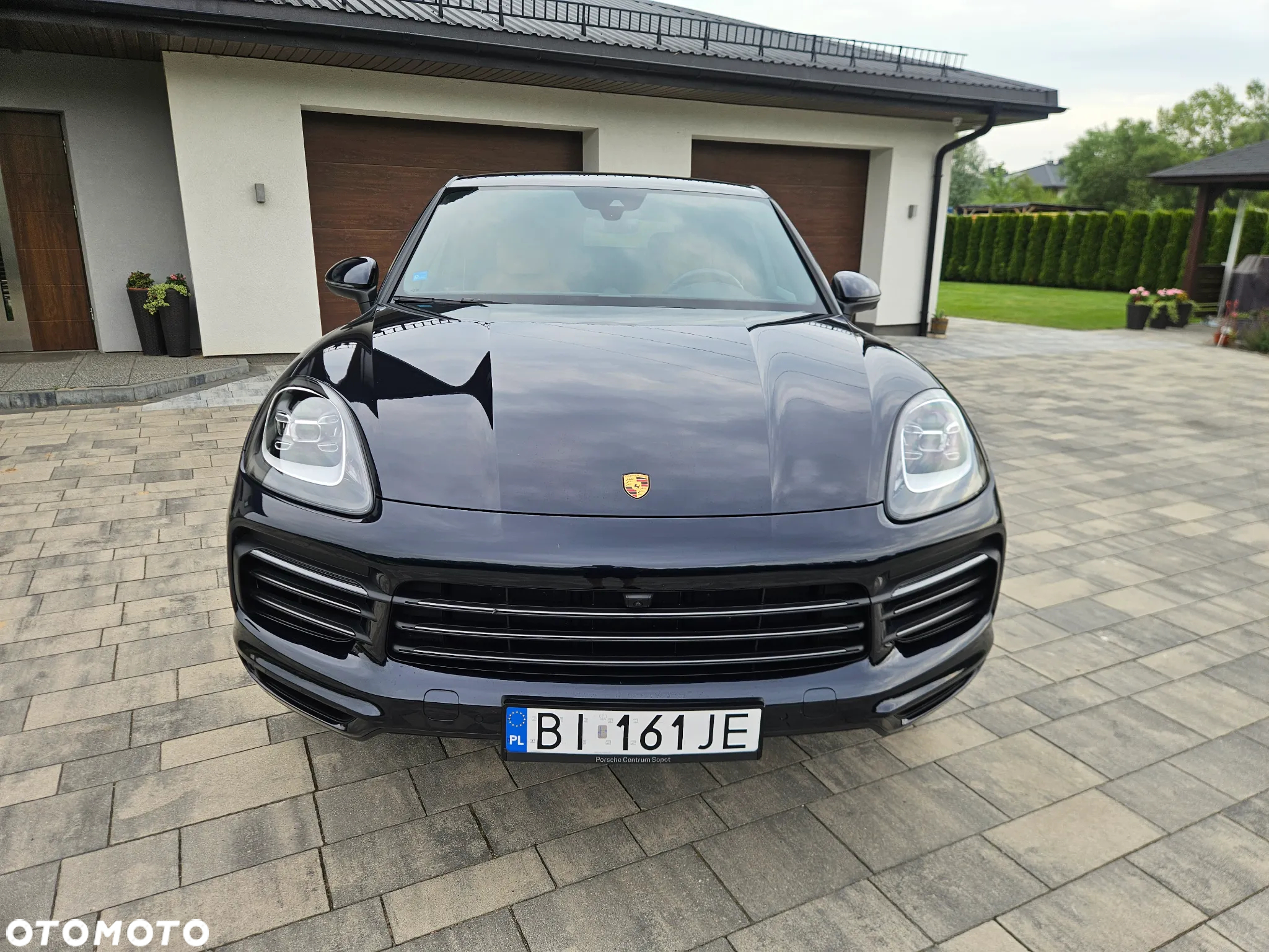 Porsche Cayenne Coupe Platinum Edition - 3