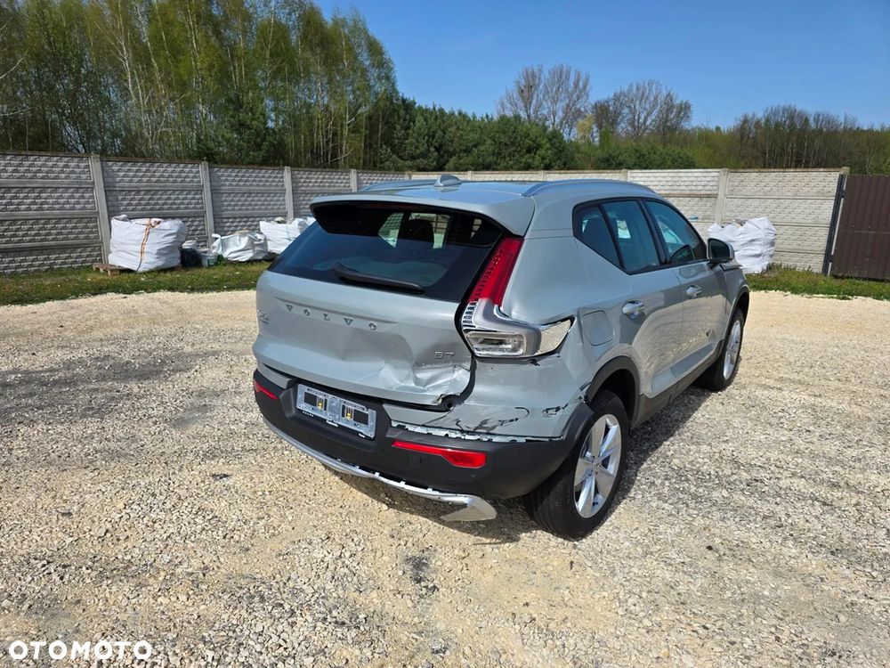 Volvo XC 40 B3 Essential - 8