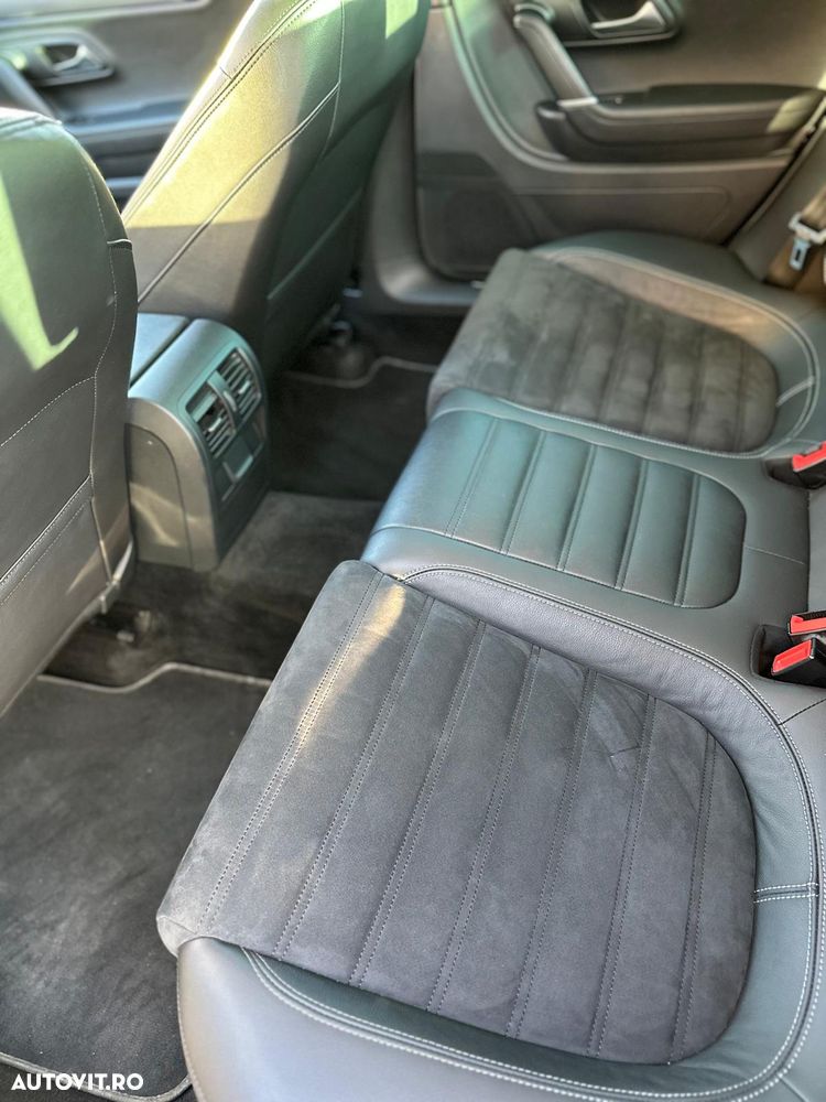 Volkswagen Passat CC - 15